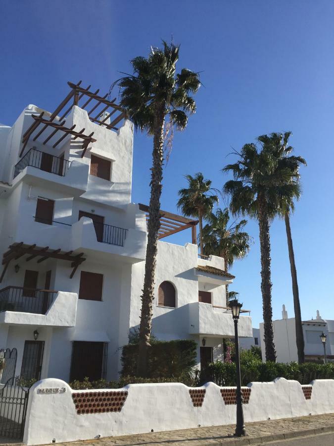Exclusivo Zahara Urb Bahia de la Plata Apartment Zahara de los Atunes Bagian luar foto